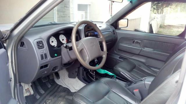 Nissan Frontier - Foto 2