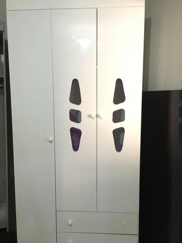 Guarda roupa + cômoda - Foto 2
