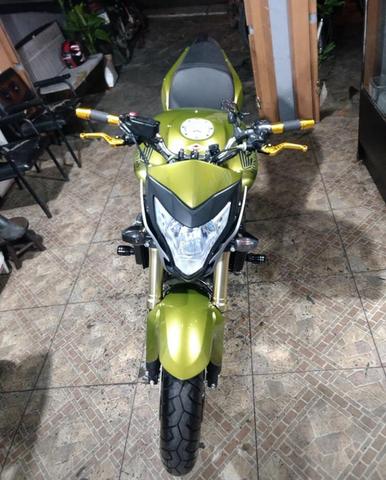 Honda Hornet/ FAÇO POR CONTRATO!! - Foto 2