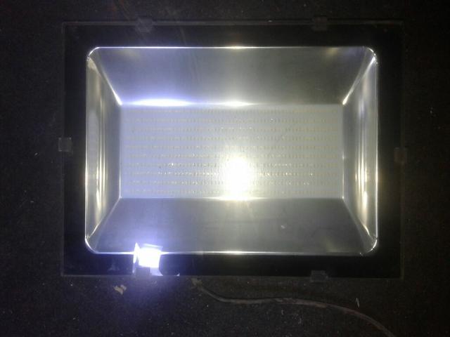 Refletor led JNG JC -FL02 150W tensão 100/240Vca fluxo luminoso:9000lm