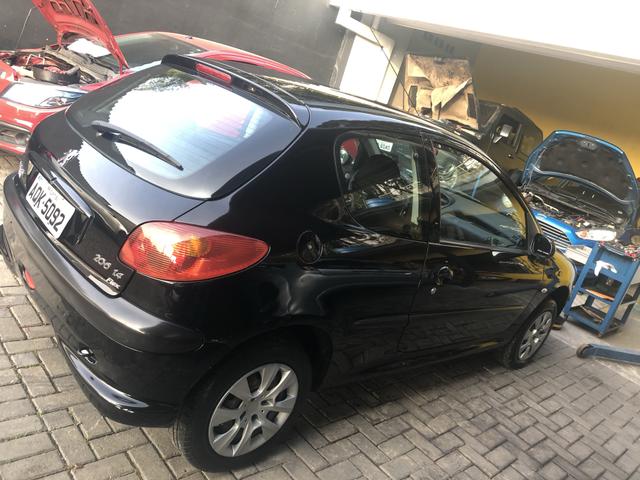 Peugeot - Foto 3