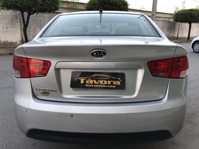 Kia cerato 2011 ex2 mecânico com ar digital, completíssimo!!! - Foto 7