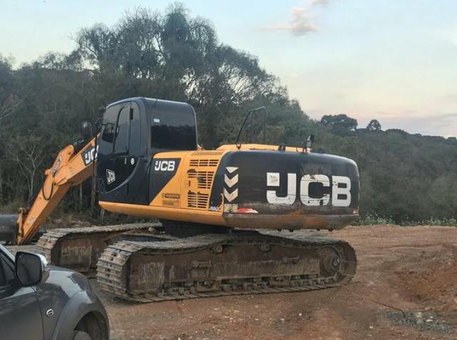 Escavadeira JCB J200 2014 - Foto 3