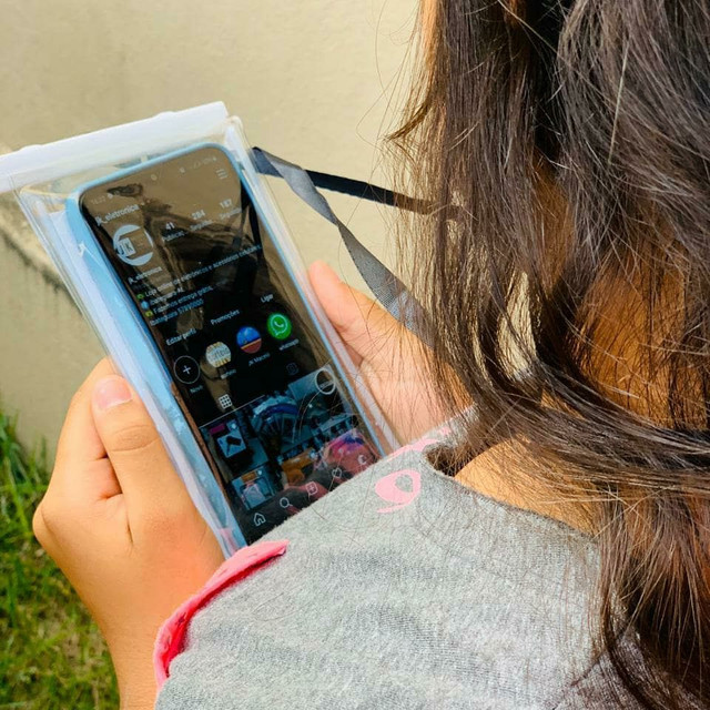 Capa Bolsa Celular A Prova Dágua Proteção- Mergulhos E Chuva<br><br> - Foto 2