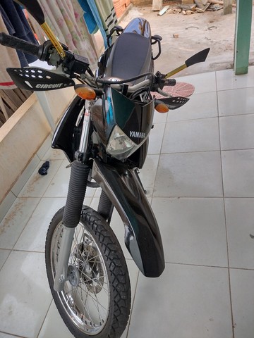 MOTO LANDER TOP DE LINHA