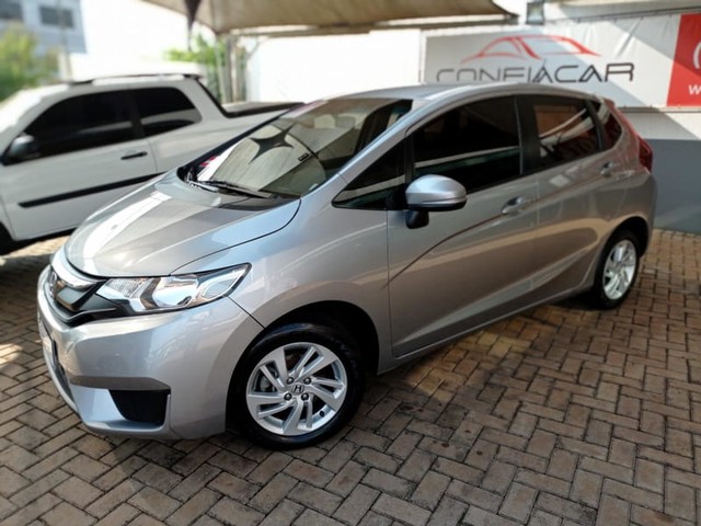 HONDA FIT DX 1.5 CVT AUTOMÁTICO