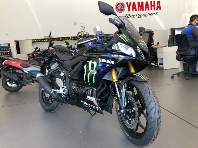 YAMAHA R3 MONSTER ABS