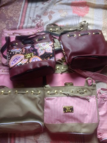 9 Bolsas feminina couro sintético altura 21cm largura 28cm preço de fabrica. - Foto 2