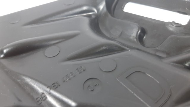 Guia Do Para-lama Dianteiro Direito Peugeot 208 2015 - Foto 2