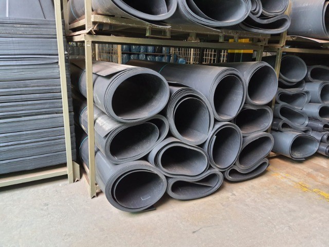 revestimento para  caçamba  5mx2,4m (3mm 4mm) - Foto 2