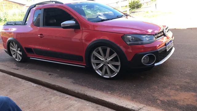 Saveiro Cross