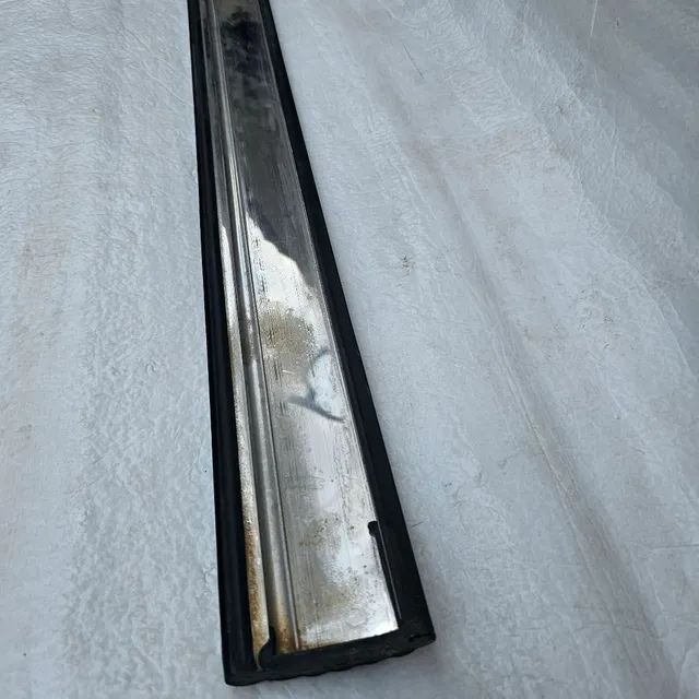 Monza sle 2 portas friso porta novo original  - Foto 3