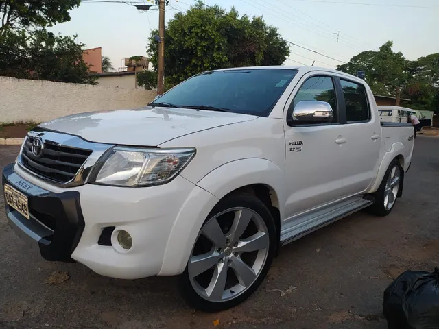 Mini Hilux TOP com som e controle remoto [ DRIFT ] 