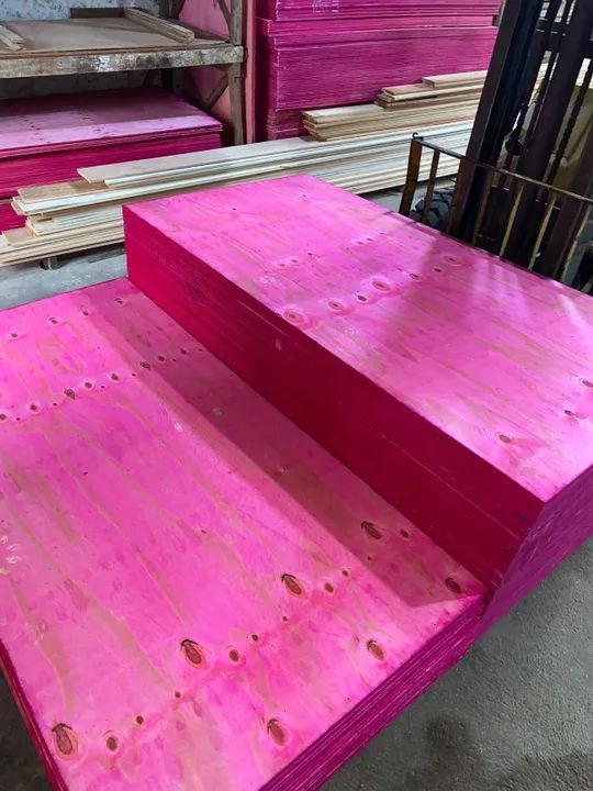 Madeirite de Cola branca 2,20 x 1,10