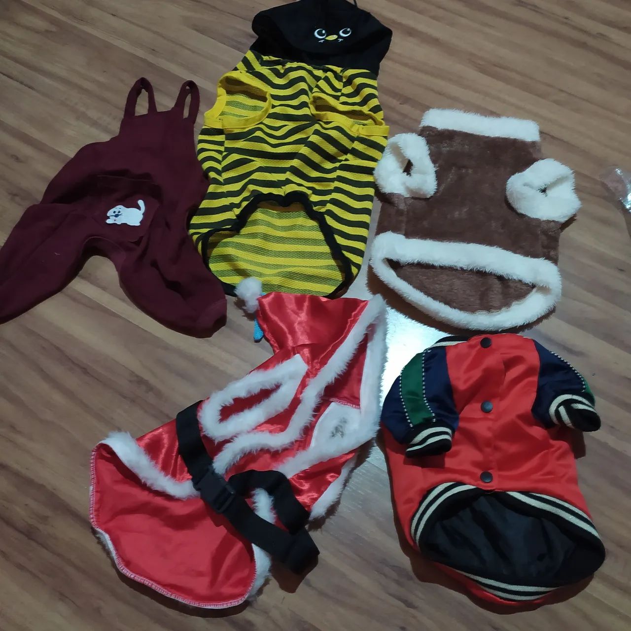 Roupinhas para Pet - Diversos Tamanhos e Modelos!