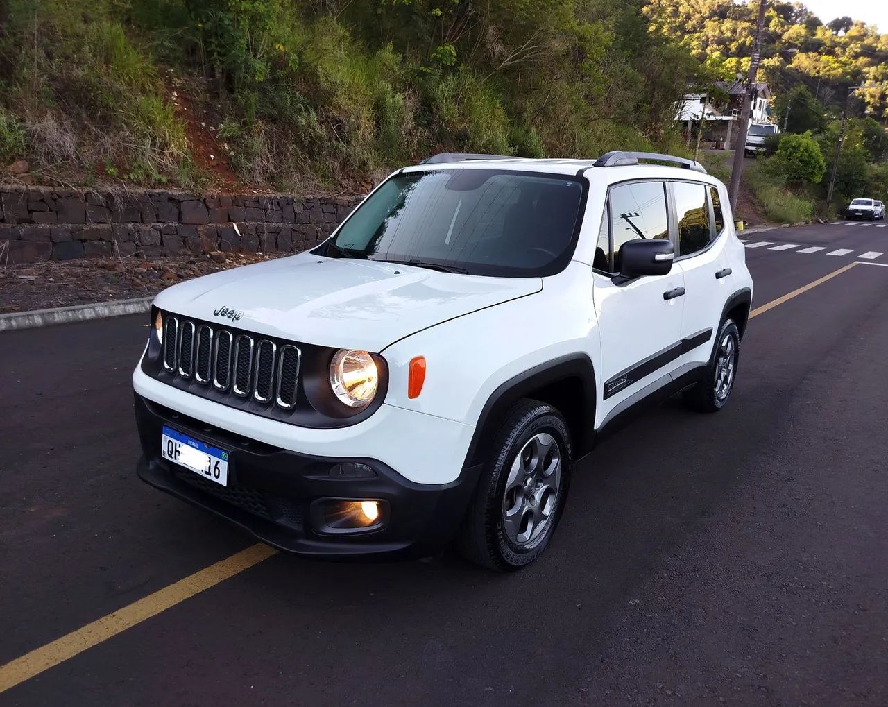 Jeep Renegade Sport 1.8 Manual 2016
