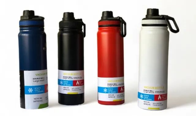 Garrafa 800ml - GRÁTIS: Borracha de proteção na base.