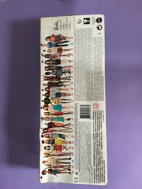 Caixa da Barbie Fashionistas 25 - Foto 4