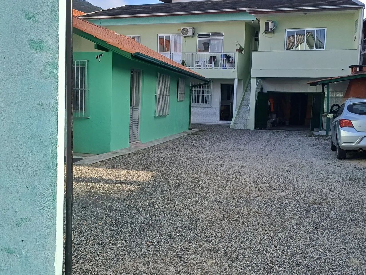 Aptos, casas, pousadas, verão e Carnaval