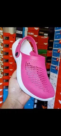Crocs Rosa a pronta entrega 