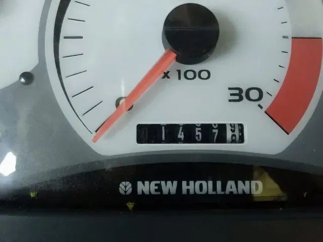 Retroescavadeira New Holland B95B ano 2019 - Foto 6