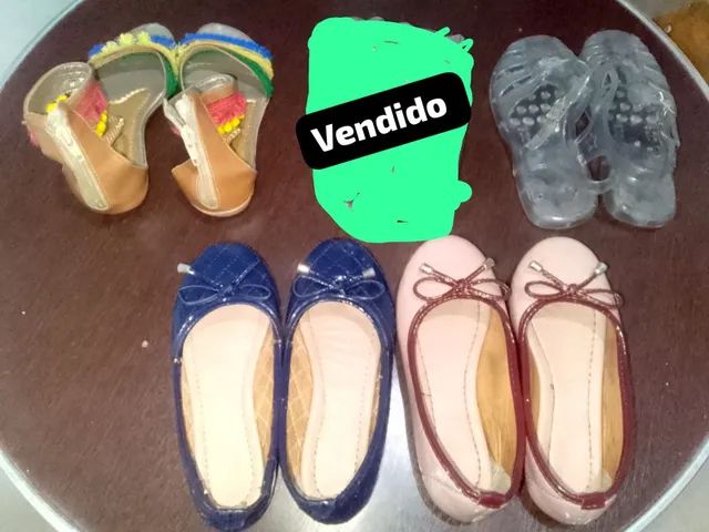 4 PARES INFANTIS n° 29. (Sandálias e sapatilhas). 50R$ todas. . - Foto 3