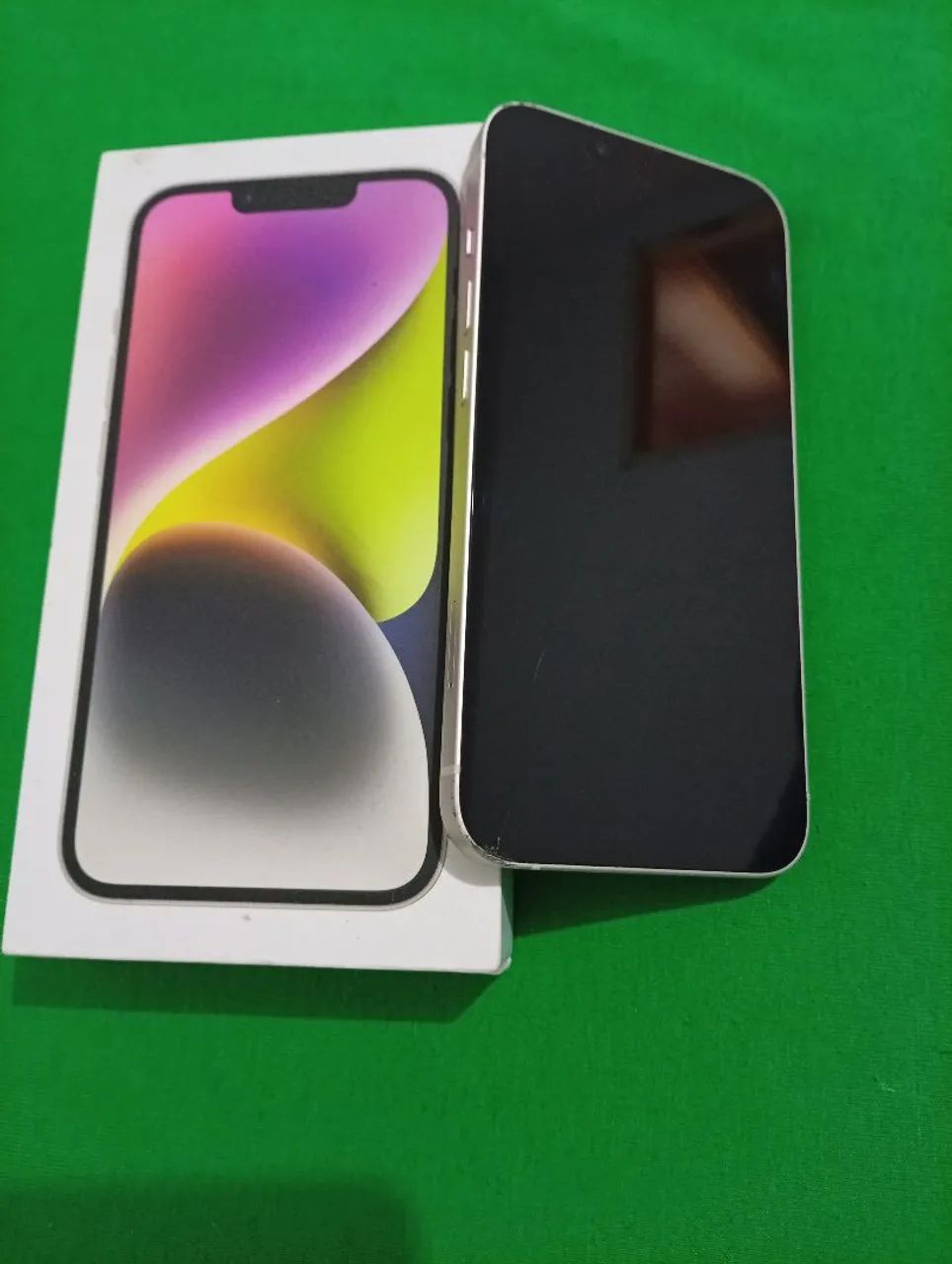 iPhone 1464315884173186120