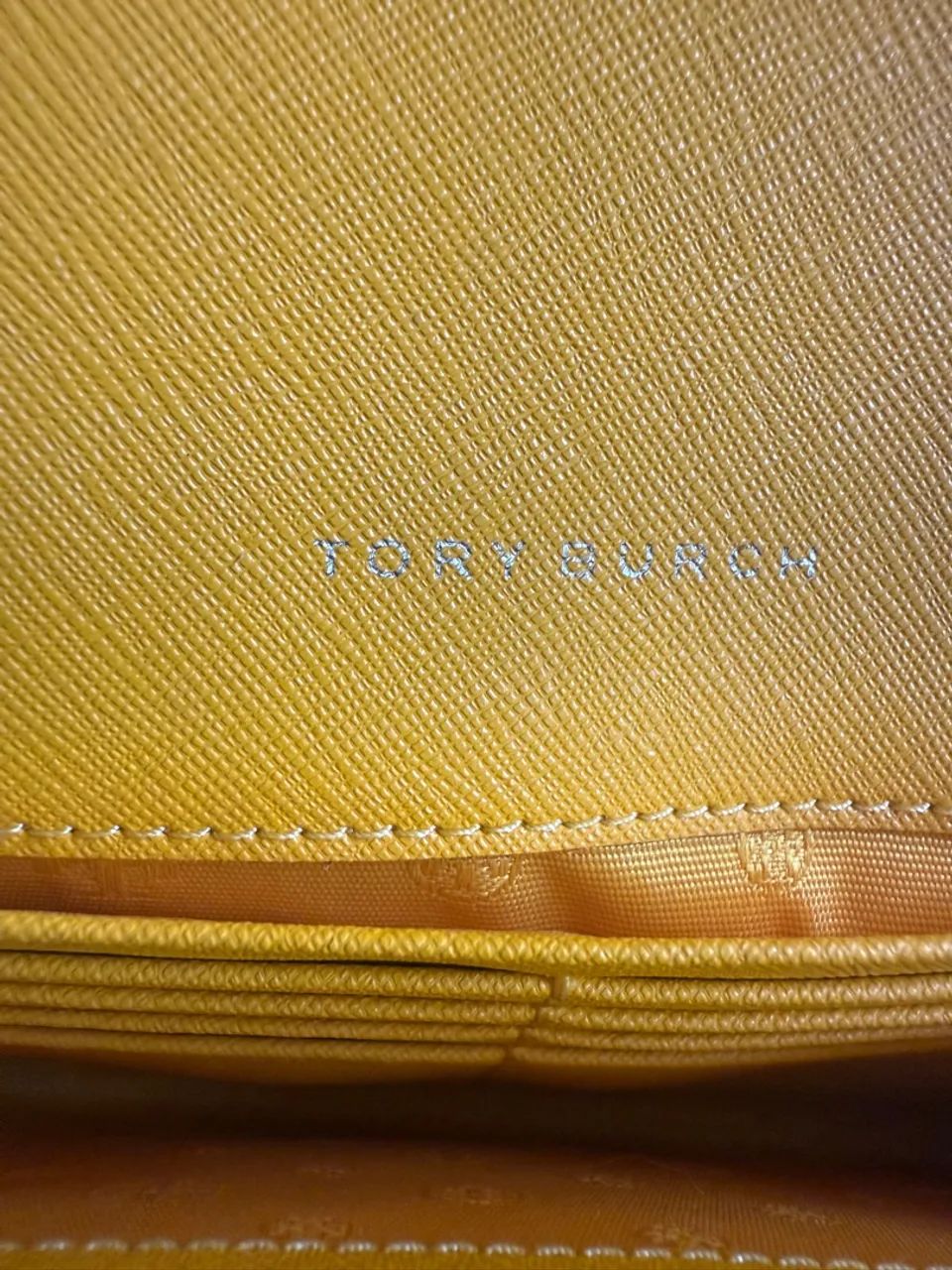 Bolsa Tory Burch Amarela