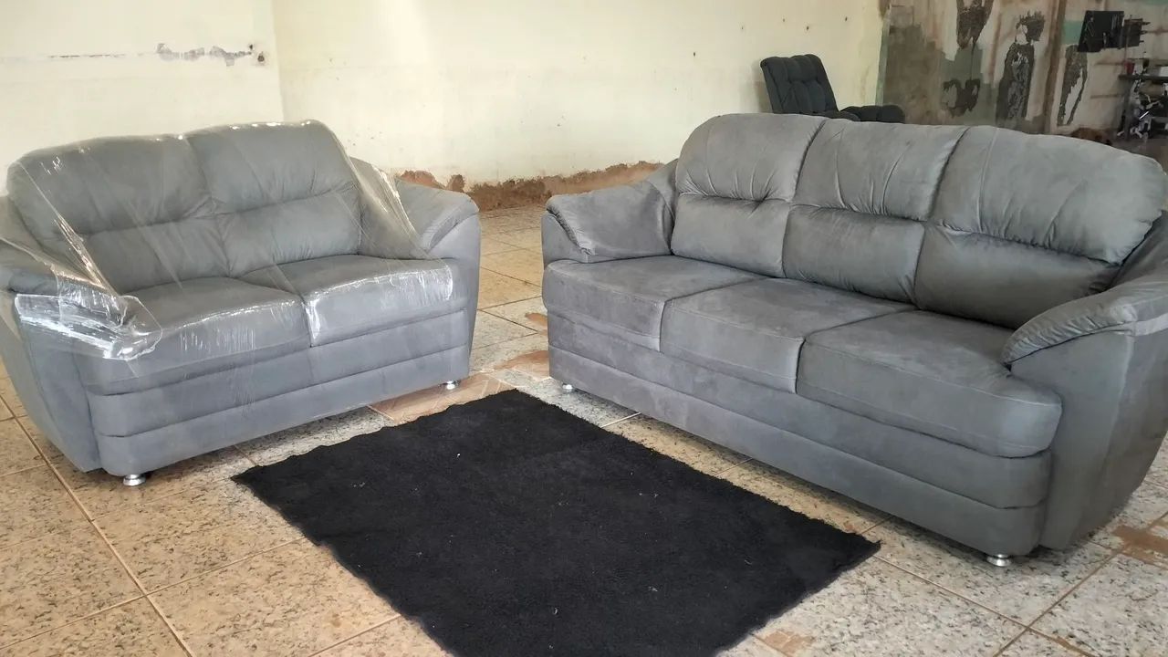 Conjunto de Sofá Cinza Elegante - 2 e 3 Lugares - Foto 2