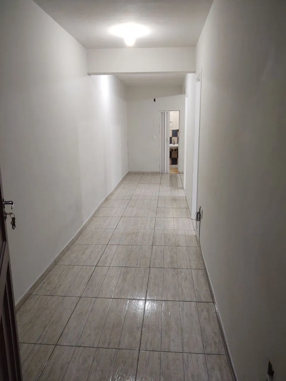 ALUGO CASA 2 QUARTOS