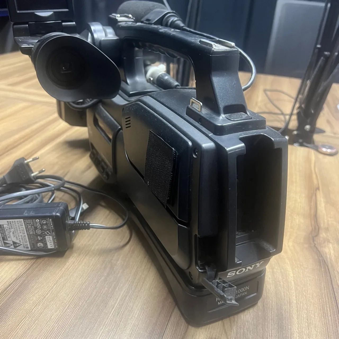 Filmadora Sony Handycam HVR HD1000 - Foto 6