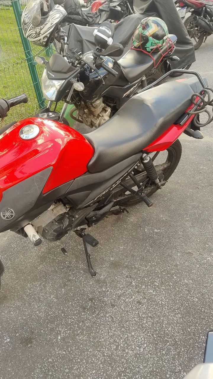Vendo ou troco por carro. - Foto 2