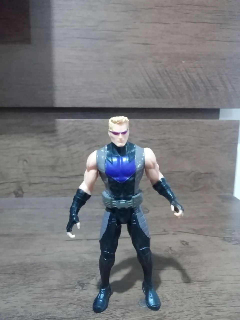 Boneco Gavião Arqueiro Marvel 10cm