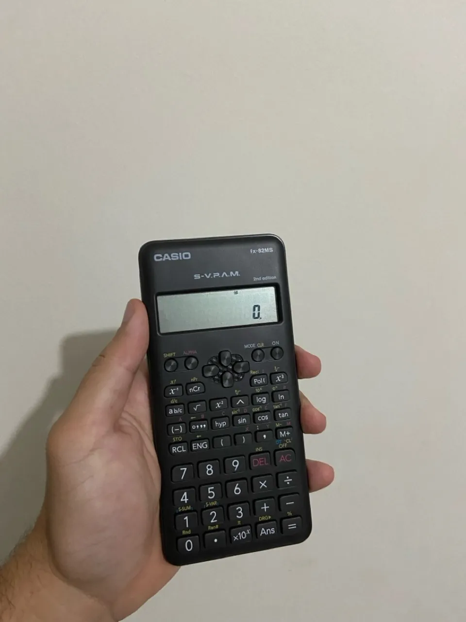 Calculadora Científica Casio fx-82MS - Usada