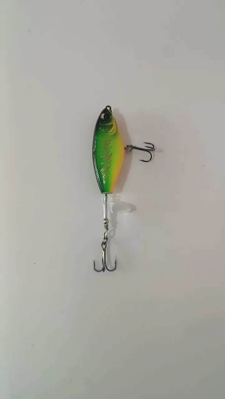 Isca artificial de hélice 9cm 12g - Foto 2