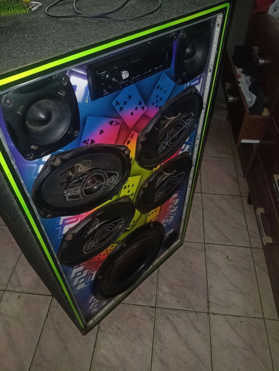 Caixa de Som Automotiva com 6 Alto-Falantes - Foto 3