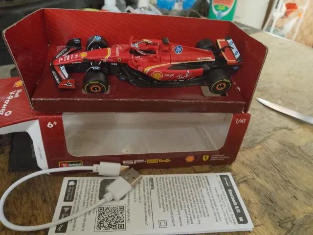 miniatura da Ferrari Formula 1 da coleção Shell V Power - Foto 4
