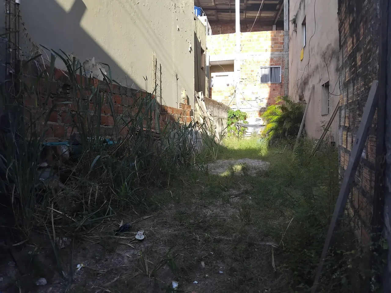 Terreno Frente de rua principal com Radier