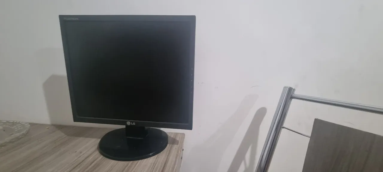 Monitor LG 19 polegadas com 75hz