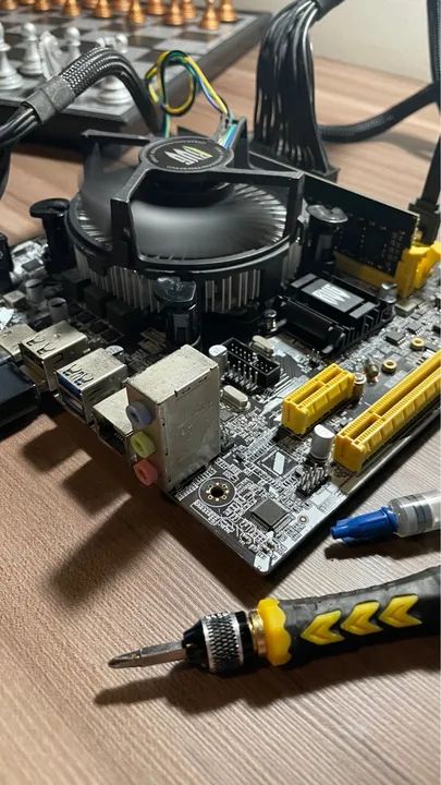 Montagem e Manutenção de Computadores - Foto 2