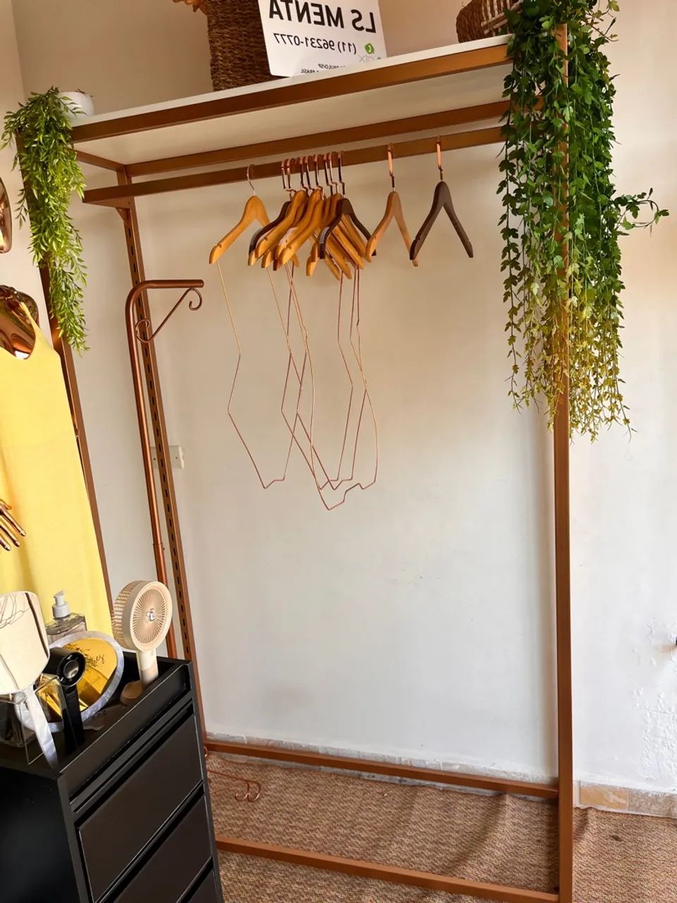 2 Araras de Roupas  - Foto 2