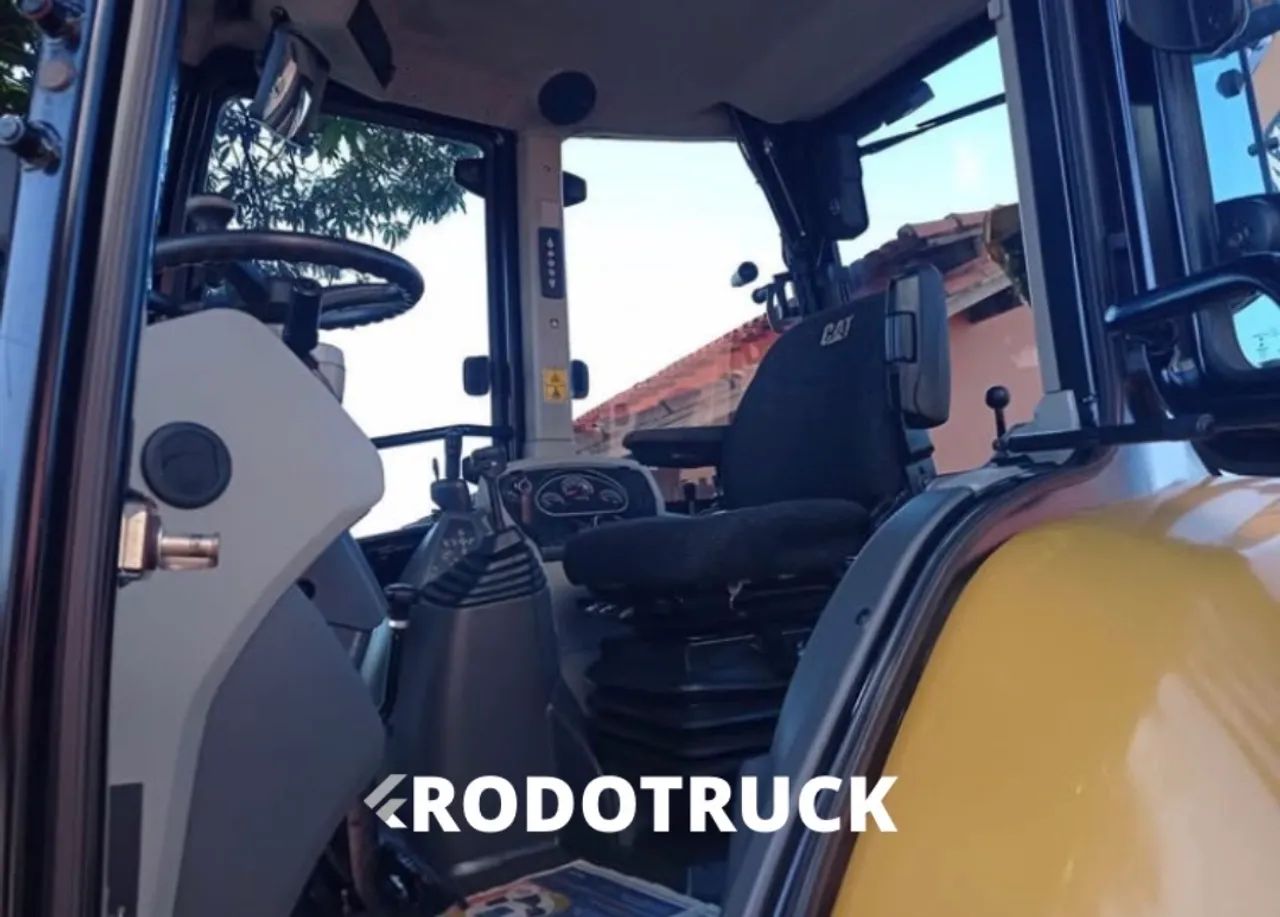 Retroescavadeira Caterpillar 416F2 2017 - Foto 5
