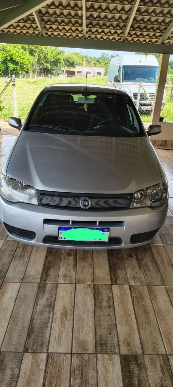 Vende se Palio baixo km. Muito novo