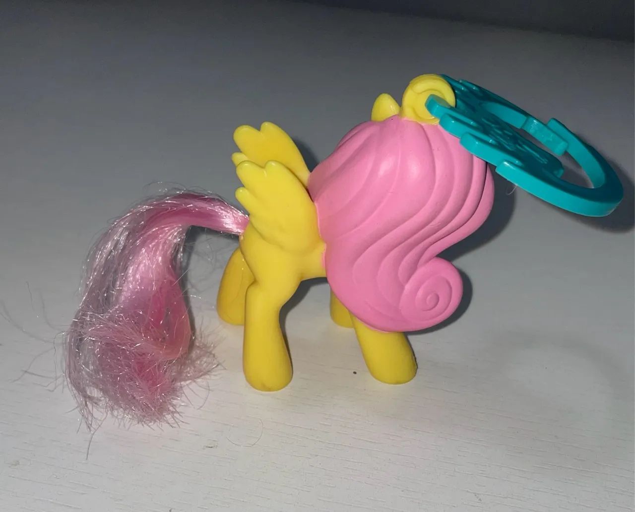 Pony Fluttershy My Little Pony boneca amarela - Foto 2