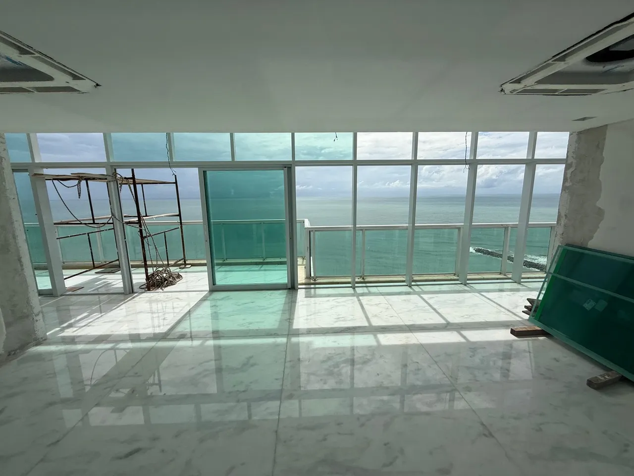 Cobertura de alto padrão VISTA PANORÂMICA DO MAR