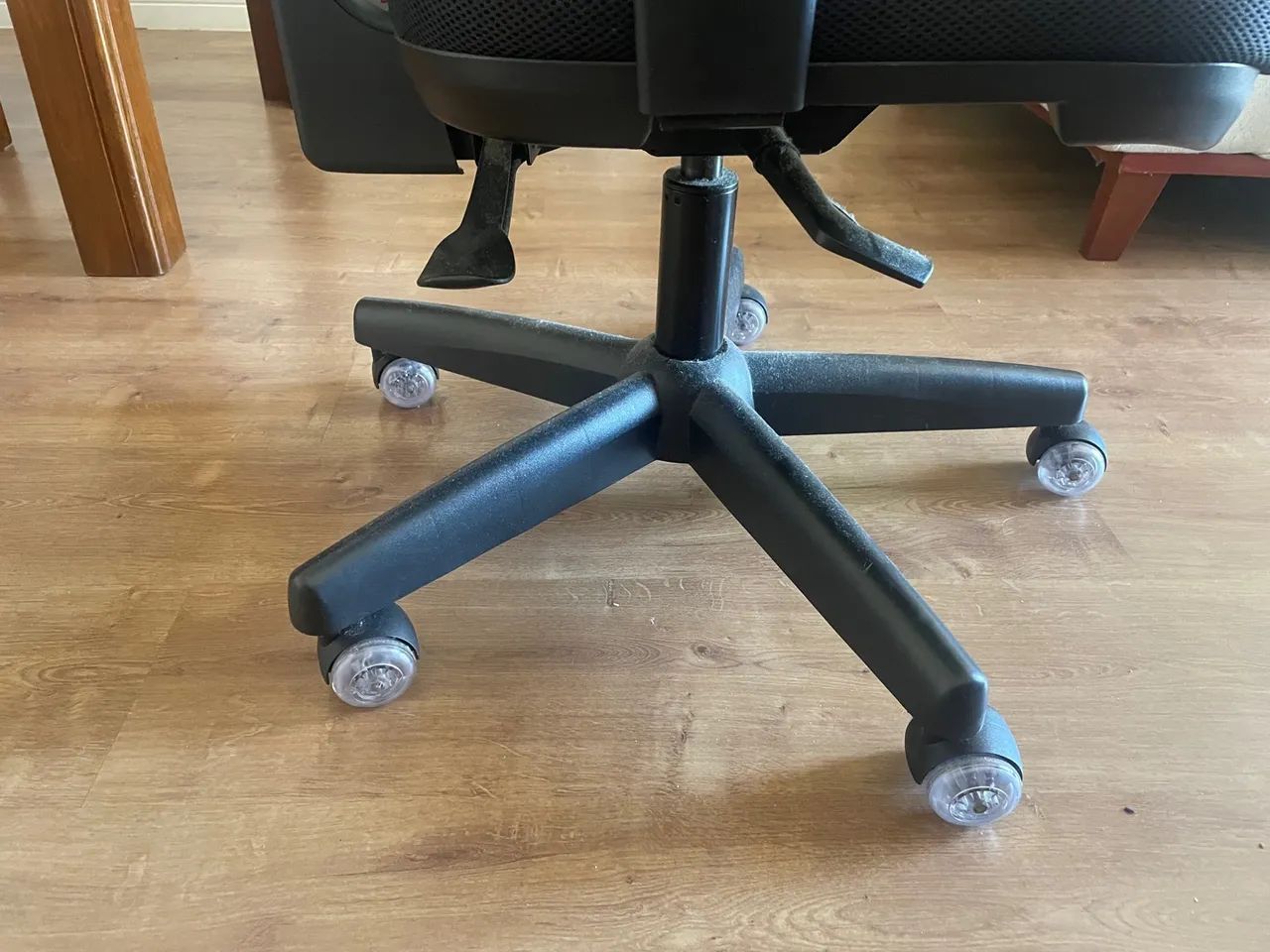 Cadeira Cavalleti de Escritório Giratória Ergonômica com Rodas - Foto 2
