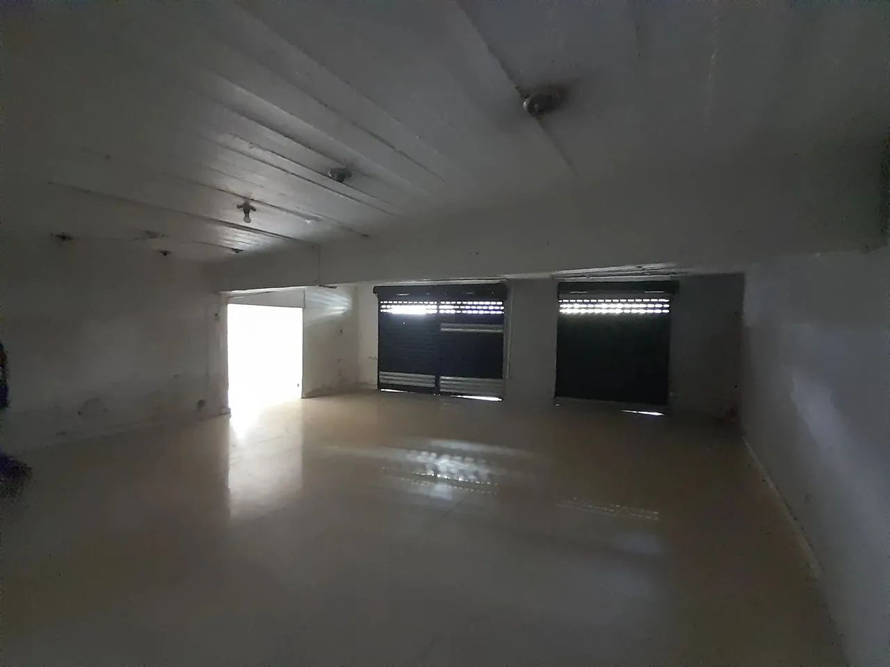 Prédio 02 Pavimento 250m² antigo "Doublê" com vitrine para a Rua J Malcher c/ Generalíssim - Foto 4