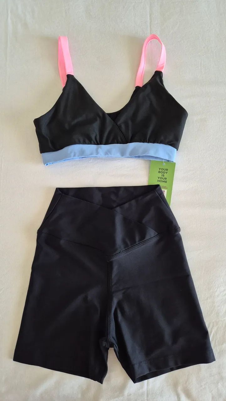 Roupa de academia (conjunto)64314496755201120