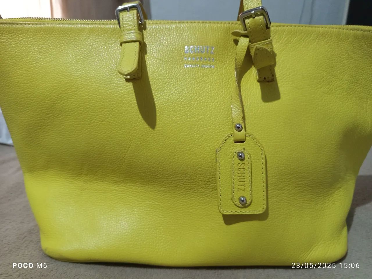 Bolsa Schutz Amarela Original