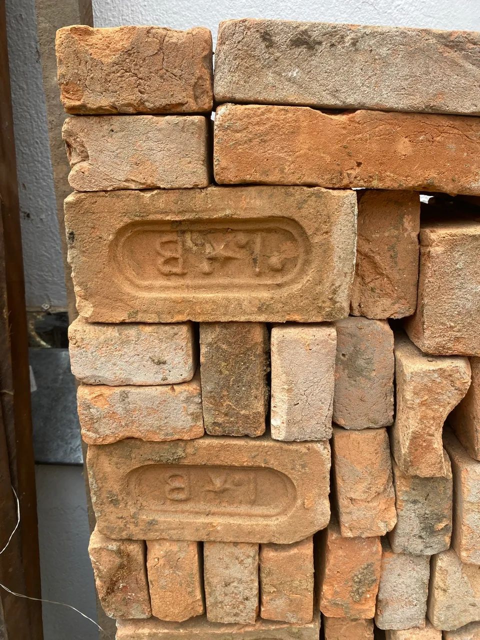 Brick de demolición64962678022659123